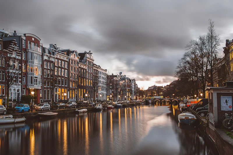 Amsterdam – Budapest tour package