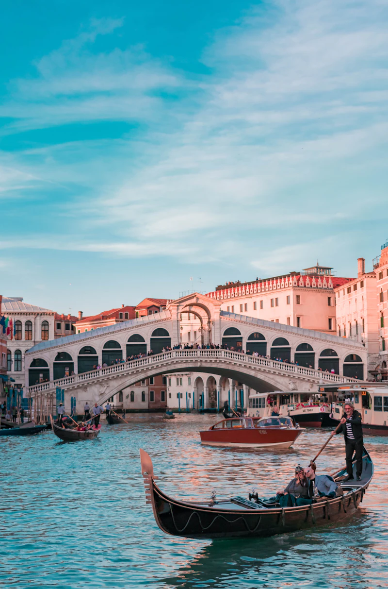 Swiss – Venice tour package